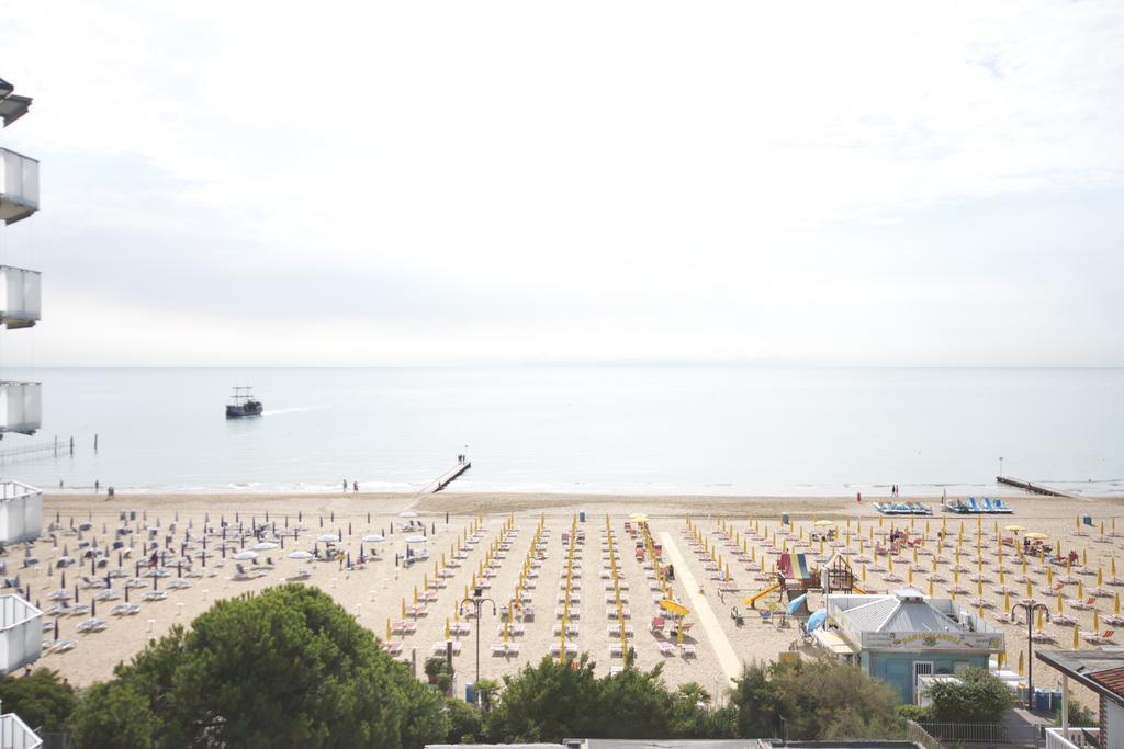 Hotel Terramare Lido di Jesolo Exterior photo